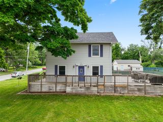 2800 E Douglas Avenue, Des Moines, IA 50317