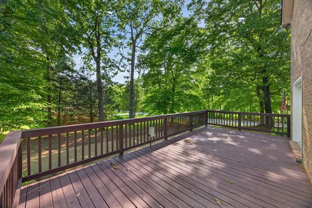1342 Holladay Rd, Cookeville, TN 38501