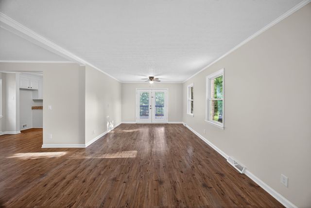 1342 Holladay Rd, Cookeville, TN 38501