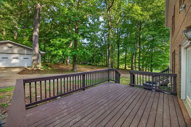 1342 Holladay Rd, Cookeville, TN 38501