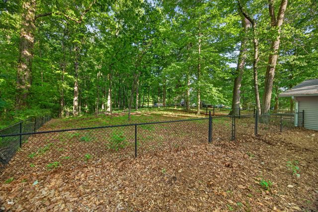 1342 Holladay Rd, Cookeville, TN 38501