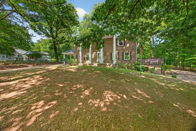 1342 Holladay Rd, Cookeville, TN 38501