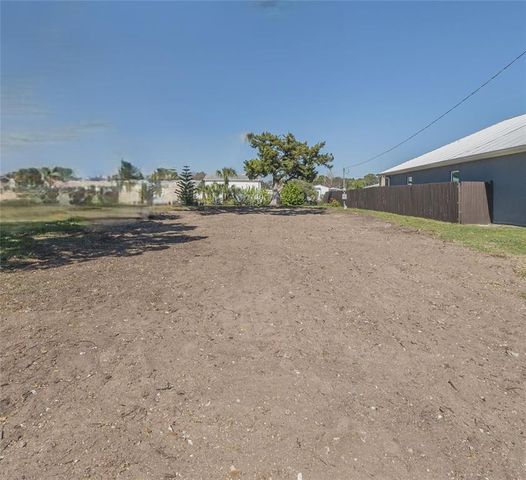 146 GARY AVENUE, Oak Hill, FL 32759