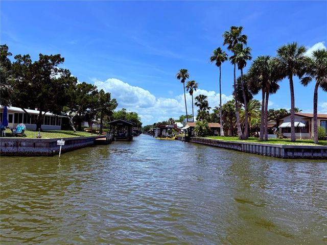 146 GARY AVENUE, Oak Hill, FL 32759