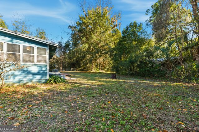 203 E 5th Street, Woodbine, GA 31569