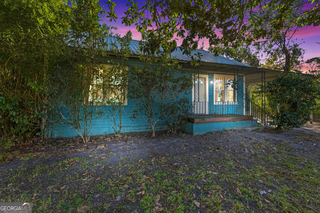 203 E 5th Street, Woodbine, GA 31569