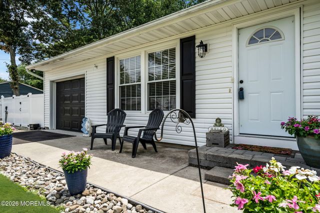 417 Chestnut Drive, Lanoka Harbor, NJ 08734