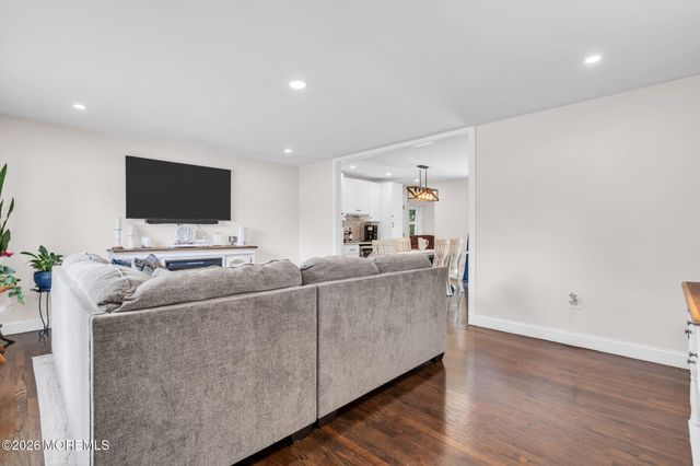 417 Chestnut Drive, Lanoka Harbor, NJ 08734