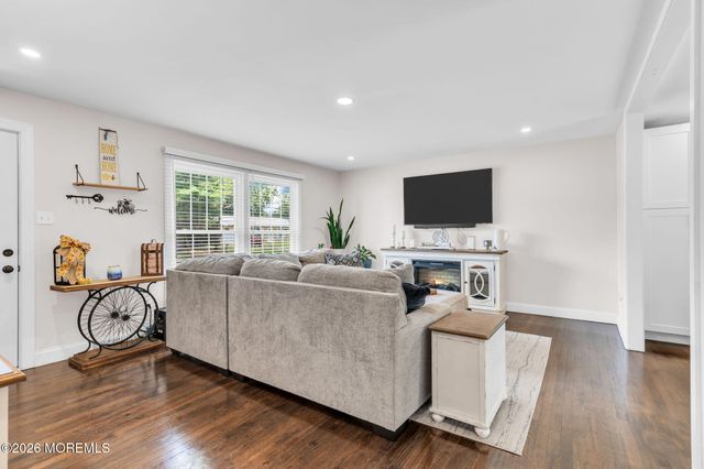 417 Chestnut Drive, Lanoka Harbor, NJ 08734