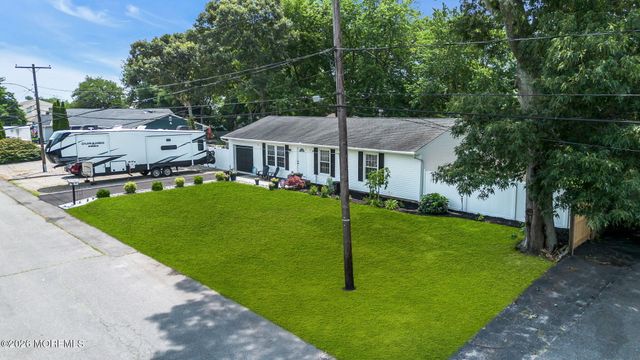 417 Chestnut Drive, Lanoka Harbor, NJ 08734