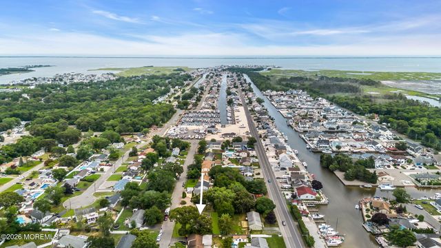 417 Chestnut Drive, Lanoka Harbor, NJ 08734