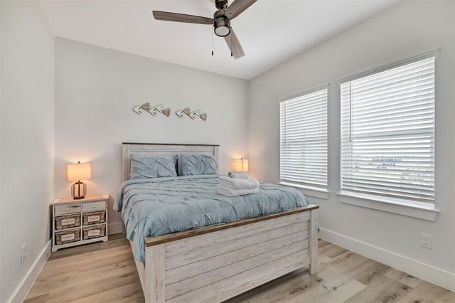 18515 Shaman Drive, Galveston, TX 77554