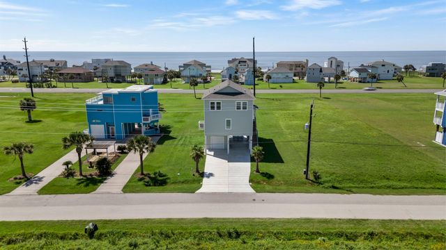 18515 Shaman Drive, Galveston, TX 77554