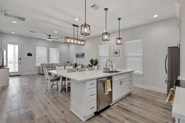 18515 Shaman Drive, Galveston, TX 77554