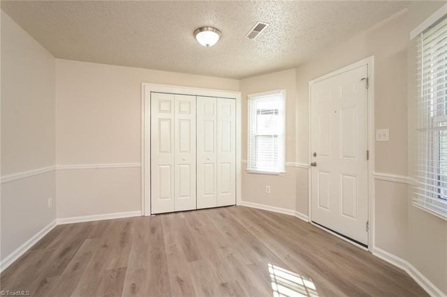 6000 Southcrest Drive, Clemmons, NC 27012