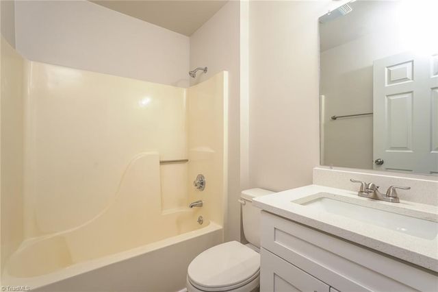 6000 Southcrest Drive, Clemmons, NC 27012