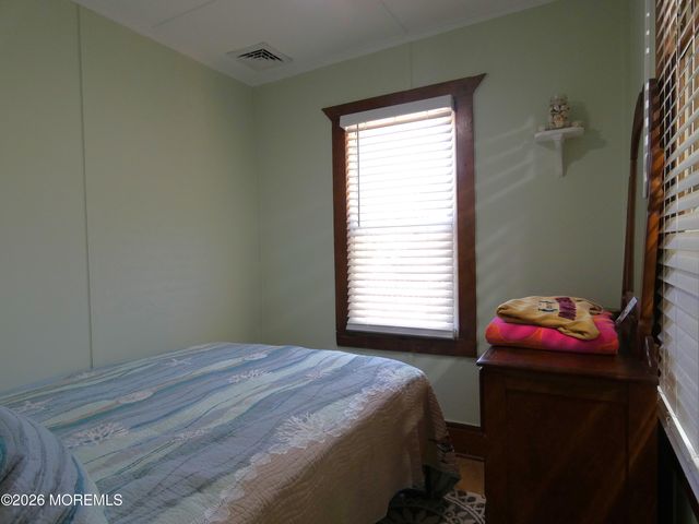 220 Garfield Avenue, Toms River, NJ 08753