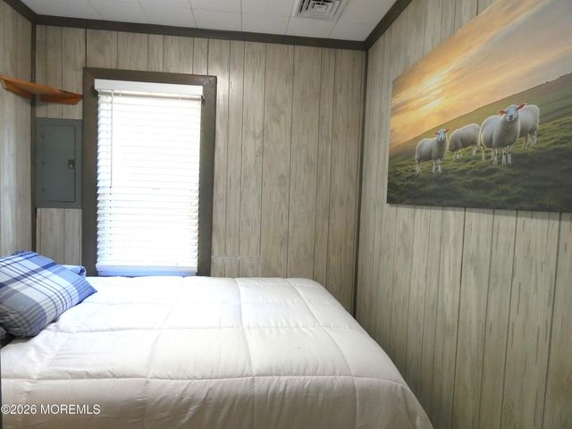 220 Garfield Avenue, Toms River, NJ 08753