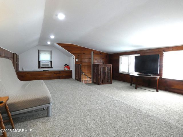 220 Garfield Avenue, Toms River, NJ 08753