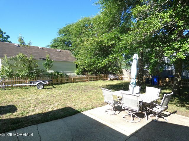 220 Garfield Avenue, Toms River, NJ 08753