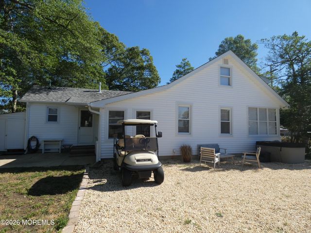220 Garfield Avenue, Toms River, NJ 08753
