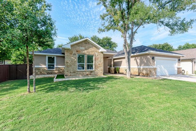 116 Mokulua LN, Bastrop, TX 78602