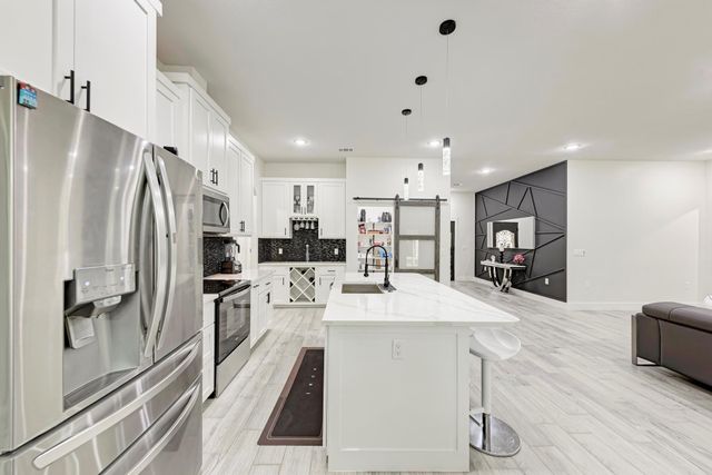 116 Mokulua LN, Bastrop, TX 78602