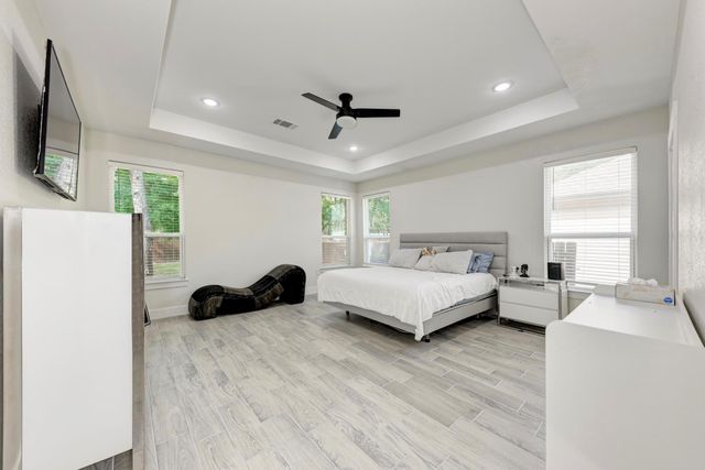 116 Mokulua LN, Bastrop, TX 78602