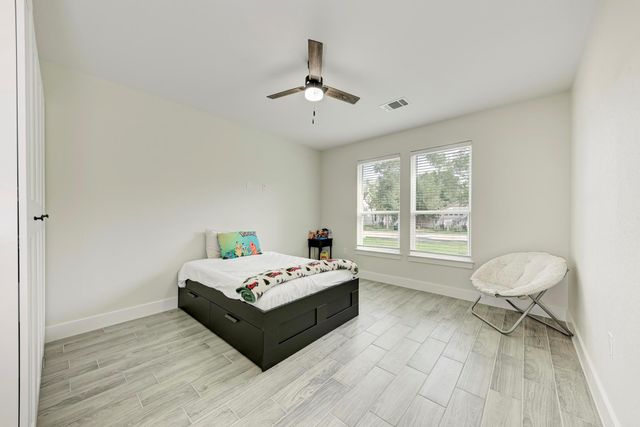 116 Mokulua LN, Bastrop, TX 78602