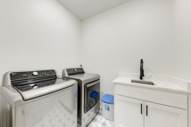 116 Mokulua LN, Bastrop, TX 78602