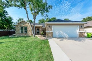 116 Mokulua LN, Bastrop, TX 78602