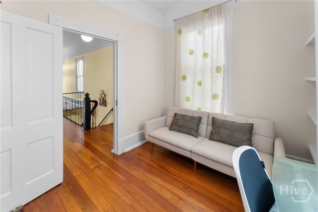 524 E Henry Street, Savannah, GA 31401