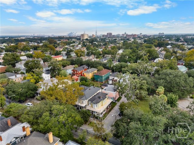 524 E Henry Street, Savannah, GA 31401