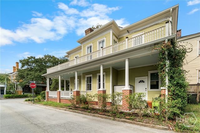 524 E Henry Street, Savannah, GA 31401