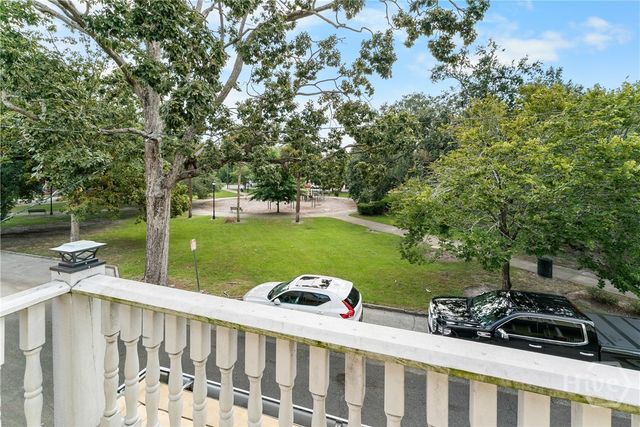 524 E Henry Street, Savannah, GA 31401