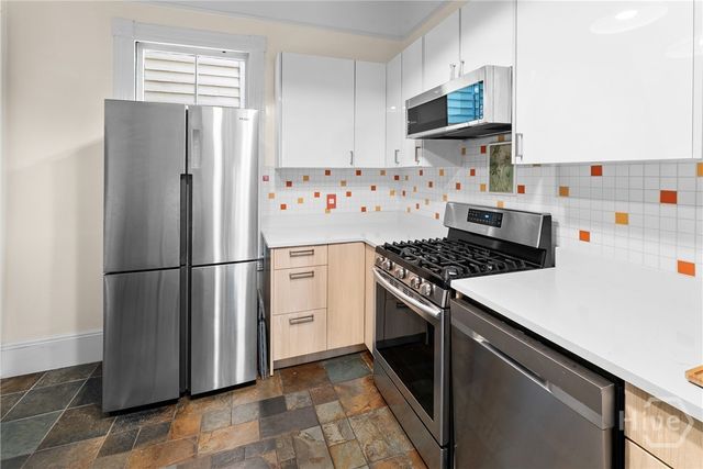 524 E Henry Street, Savannah, GA 31401
