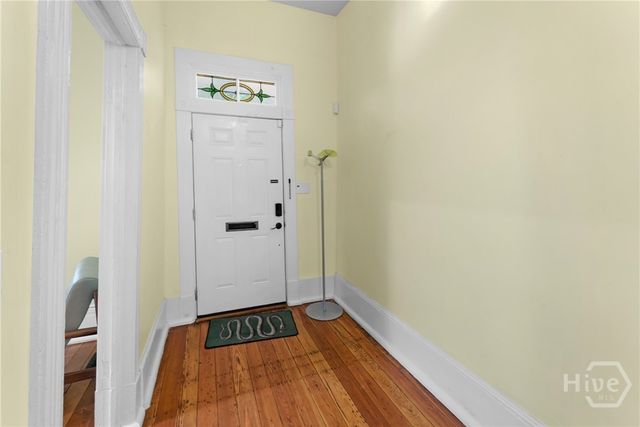 524 E Henry Street, Savannah, GA 31401