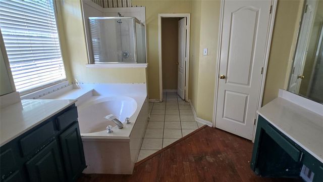 131 Annes Way, Stafford, TX 77477