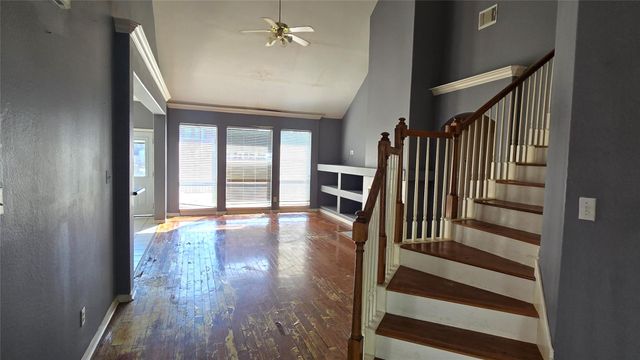 131 Annes Way, Stafford, TX 77477