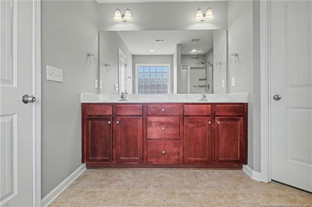 61 Bicentennial Way, Cameron, NC 28326