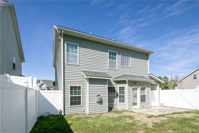 61 Bicentennial Way, Cameron, NC 28326