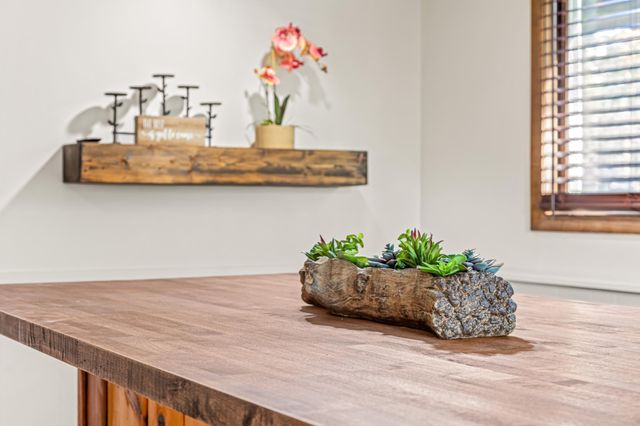 2310 Kraft Street, South Saint Paul, MN 55075