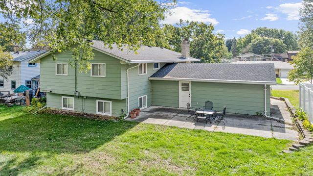2310 Kraft Street, South Saint Paul, MN 55075