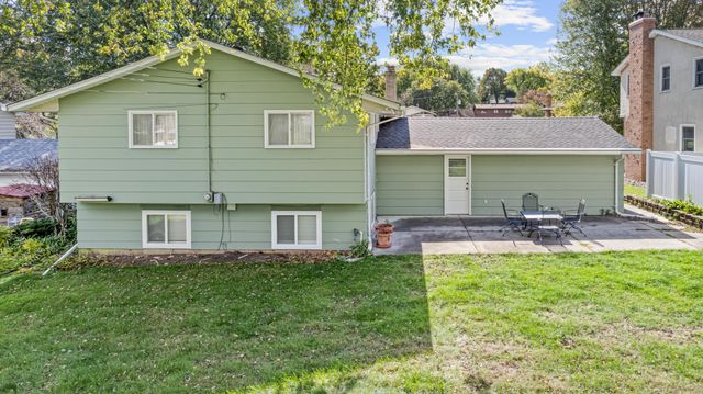2310 Kraft Street, South Saint Paul, MN 55075