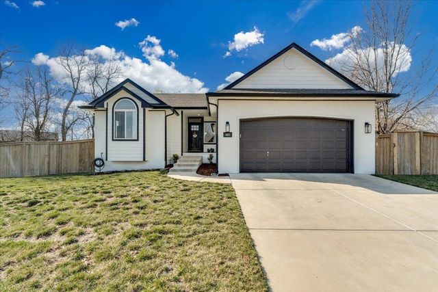 422 W Tuscany Dr, Andover, KS 67002
