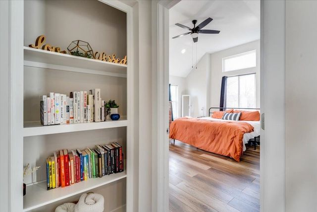 422 W Tuscany Dr, Andover, KS 67002