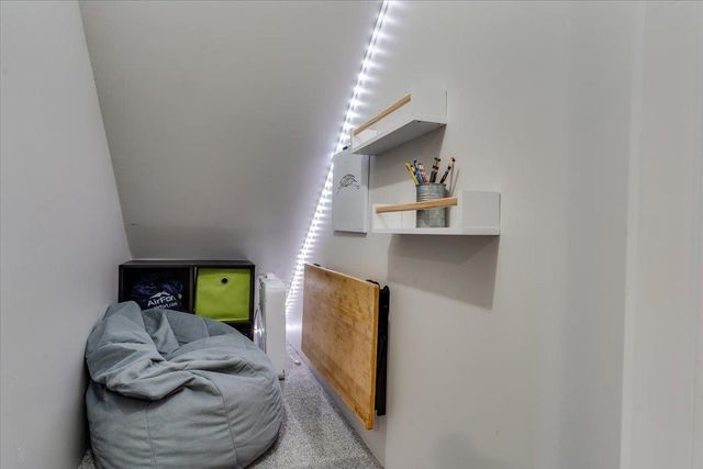 422 W Tuscany Dr, Andover, KS 67002