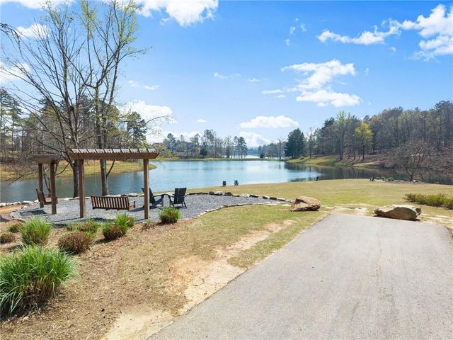 147 Michigan Circle, Hoschton, GA 30548