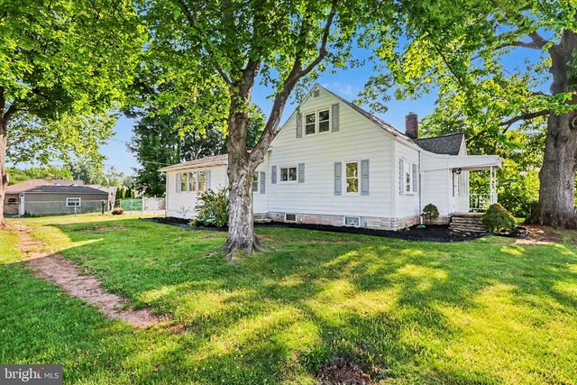 105 OAK HILL DR, Middletown, PA 17057