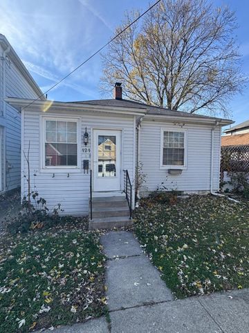 121 Maple Avenue, Southgate, KY 41071